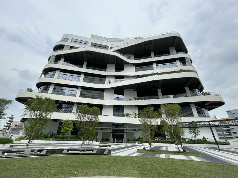 CHEAP! Huge Space For Rent - Office / Industrial / Factory / Warehouse, , 43,520 sqft, Factory / Workshop (B2) For Rent, by Danny Ho, 500232813 - Exterior - CommercialGuru.com.sg