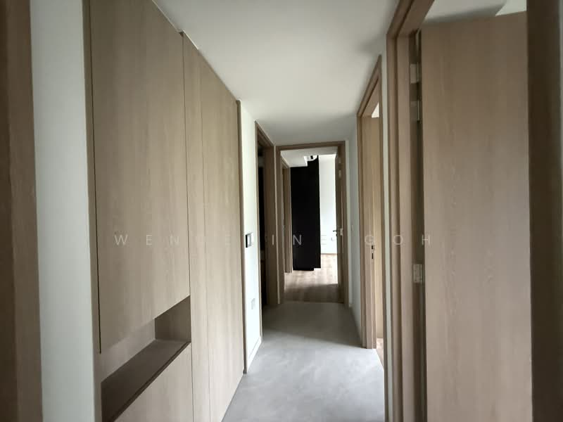 KI Residences At Brookvale, 10 Brookvale Drive, 3 Bedrooms, 936 sqft, Condominium For Rent, by Wendeline Goh, 500232827 - Corridor - PropertyGuru.com.sg