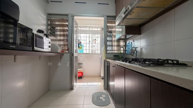 430C Fernvale Link, 430C Fernvale Link, 2 Bedrooms, 721 sqft, HDB Flat For Sale, by Haziq Irwan, 500232829 - Kitchen - PropertyGuru.com.sg