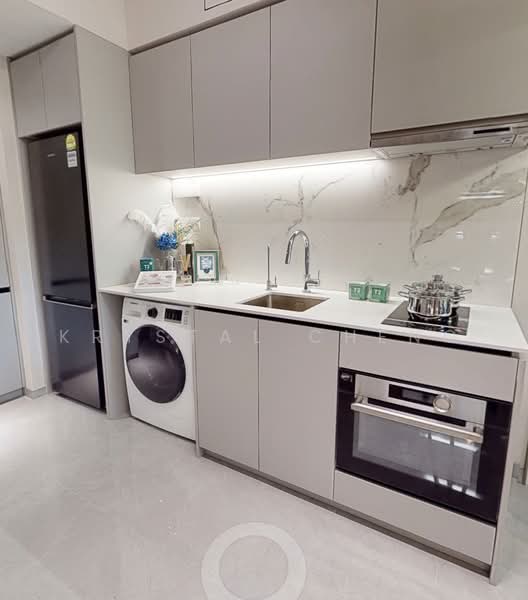 Grand Dunman, 10 Dunman Road, 1 Bedroom, 452 sqft, Condominium For Rent, by Krystal Cheng, 500232830 - Kitchen - PropertyGuru.com.sg