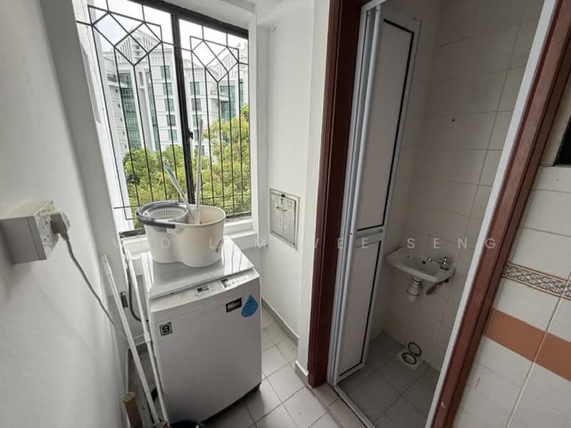 Montrosa, 132 Hillview Avenue, 3 Bedrooms, 1,194 sqft, Condominium For Rent, by David Lim Wee Seng, 500232835 - Interior - PropertyGuru.com.sg