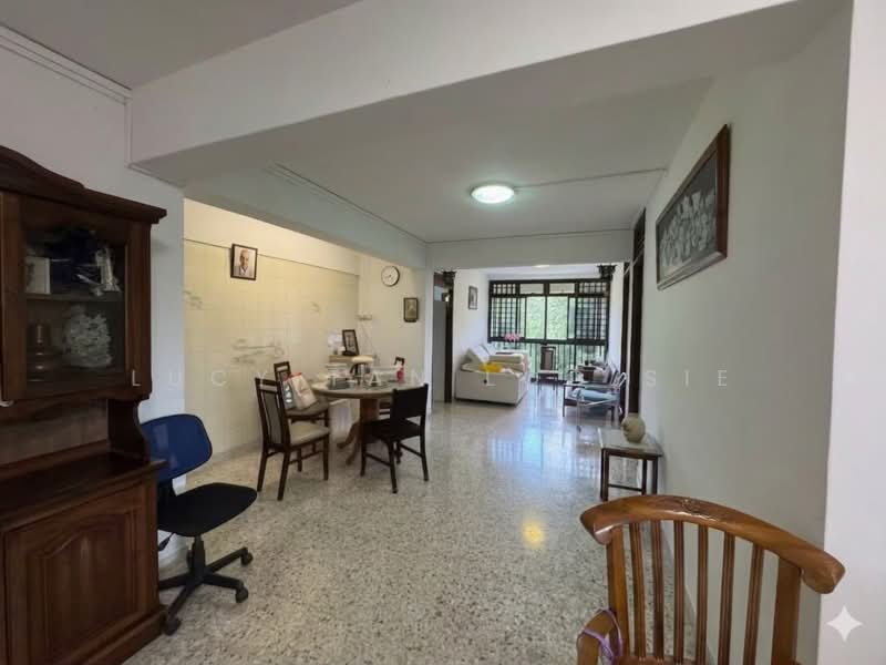 13 Dover Close East, 13 Dover Close East, 3 Bedrooms, 1,280 sqft, HDB Flat For Sale, by Lucy Tan Loo Sie, 500232846 - Living Room - PropertyGuru.com.sg