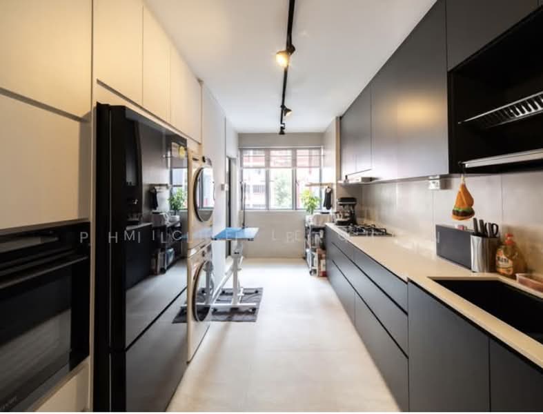 17 Toh Yi Drive, 17 Toh Yi Drive, 3 Bedrooms, 1,119 sqft, HDB Flat For Sale, by Michelle Guo, 500232850 - Kitchen - PropertyGuru.com.sg