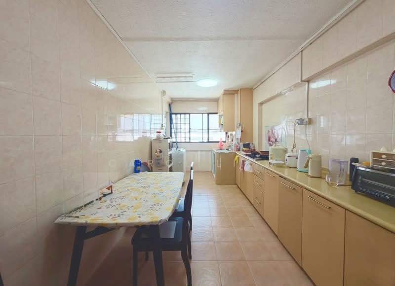 448 Tampines Street 42, 448 Tampines Street 42, 3 Bedrooms, 1,119 sqft, HDB Flat For Sale, by Carol Liew, 500232851 - Kitchen - PropertyGuru.com.sg