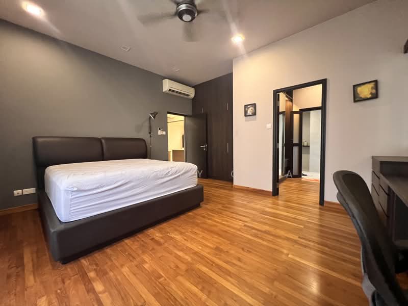 Morimasa Garden, 11 Gilstead Road, 3 Bedrooms, 2,132 sqft, Condominium For Sale, by Tracey Chia, 500232854 - Master Bedroom - PropertyGuru.com.sg