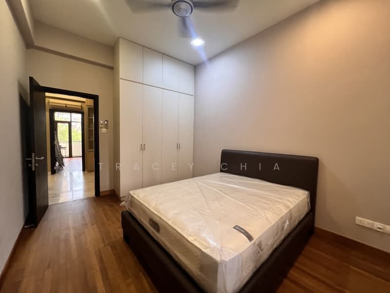 Morimasa Garden, 11 Gilstead Road, 3 Bedrooms, 2,132 sqft, Condominium For Sale, by Tracey Chia, 500232854 - Bedroom with attached bathroom - PropertyGuru.com.sg