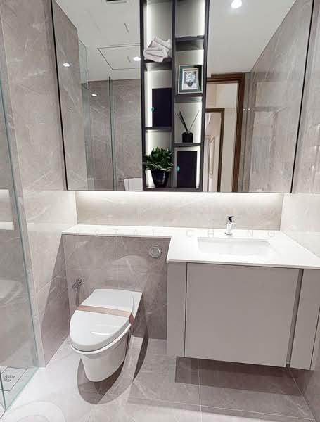 Grand Dunman, 18 Dunman Road, 2 Bedrooms, 775 sqft, Condominium For Rent, by Krystal Cheng, 500232859 - Bathroom - PropertyGuru.com.sg