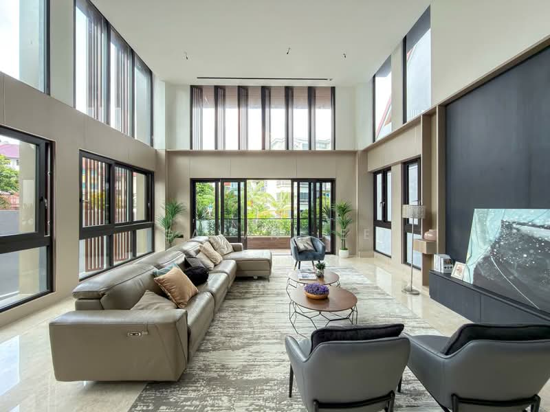 _EMINENCE_ Brand New FH Detached near Serangoon MRT, Sommerville Road, 7 Bedrooms, 11,060 sqft, Detached House For Sale, by Gavan Lee, 500232864 - Living Room - PropertyGuru.com.sg