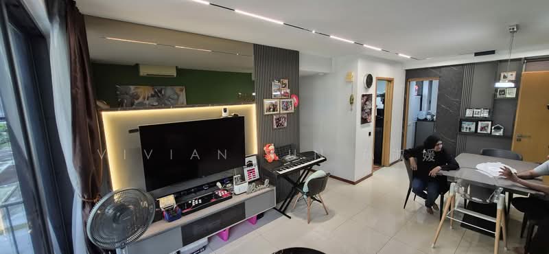 Blossom Residences, 30 Segar Road, 3 Bedrooms, 1,109 sqft, Condominium For Sale, by Vivian Sun 孙淑媛, 500232869 - Living Room - PropertyGuru.com.sg