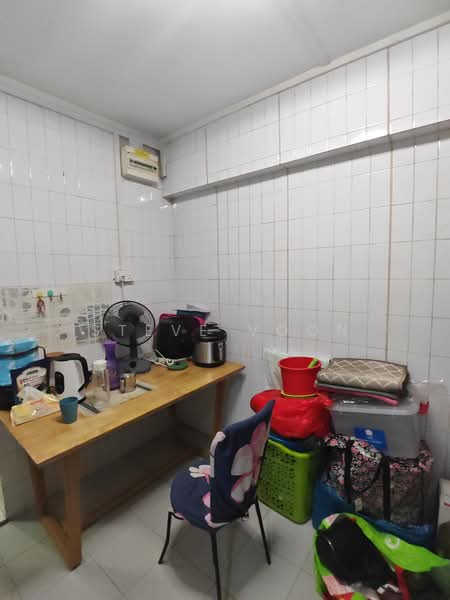 122 Teck Whye Lane, 122 Teck Whye Lane, Room Rental, 150 sqft, HDB Flat For Rent, by Steve Voon, 500232872 - Kitchen - PropertyGuru.com.sg