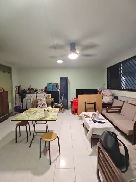 122 Teck Whye Lane, 122 Teck Whye Lane, Room Rental, 150 sqft, HDB Flat For Rent, by Steve Voon, 500232872 - Living Room - PropertyGuru.com.sg