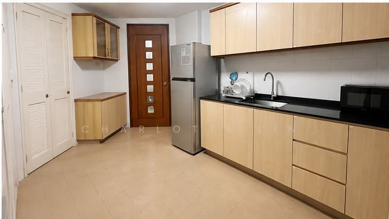 The Blossomvale, 900 Dunearn Road, Room Rental, 100 sqft, Condominium For Rent, by Charlotte Lin, 500232875 - Kitchen - PropertyGuru.com.sg