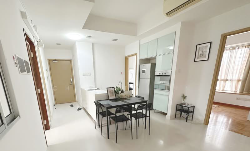 The Foliage, 370 Pasir Panjang Road, Room Rental, 120 sqft, Condominium For Rent, by Charlotte Lin, 500232878 - Kitchen - PropertyGuru.com.sg