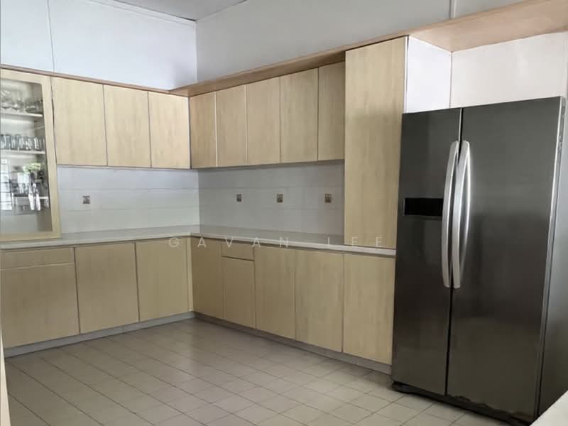 _EMINENCE_ Reno Freehold Semi-D near Tanah Merah MRT, Jalan Pari Burong, 6 Bedrooms, 2,800 sqft, Semi-Detached House For Sale, by Gavan Lee, 500232879 - Kitchen - PropertyGuru.com.sg