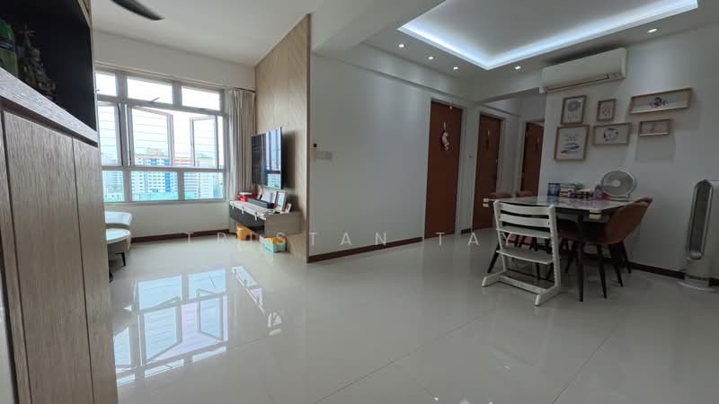 366A Sembawang Crescent, 366A Sembawang Crescent, 3 Bedrooms, 1,001 sqft, HDB Flat For Sale, by Tristan Tay, 500232882 - Living Room - PropertyGuru.com.sg