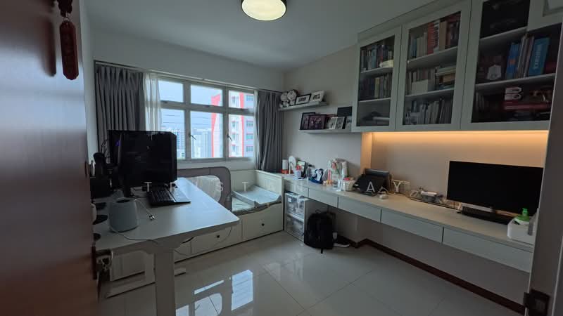 366A Sembawang Crescent, 366A Sembawang Crescent, 3 Bedrooms, 1,001 sqft, HDB Flat For Sale, by Tristan Tay, 500232882 - Study - PropertyGuru.com.sg