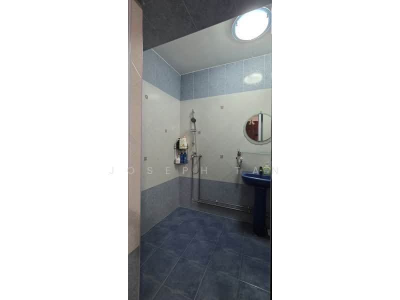 792 Choa Chu Kang North 6, 792 Choa Chu Kang North 6, 3 Bedrooms, 1,163 sqft, HDB Flat For Sale, by Joseph Tan, 500232883 - Bathroom - PropertyGuru.com.sg