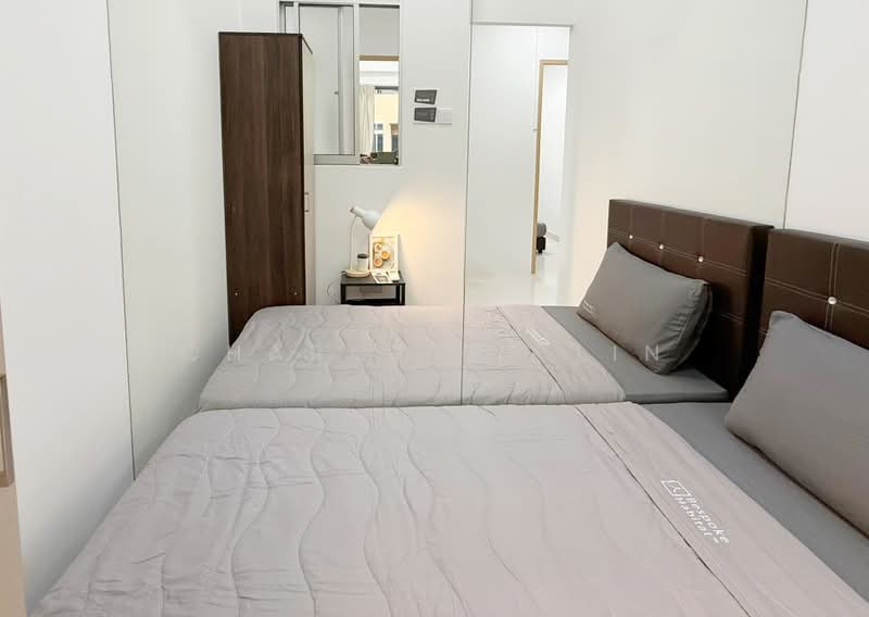 The Foliage, 370 Pasir Panjang Road, Room Rental, 80 sqft, Condominium For Rent, by Charlotte Lin, 500232887 - Bedroom - PropertyGuru.com.sg