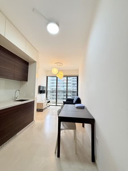 Commonwealth Towers, 232 Commonwealth Avenue, 1 Bedroom, 441 sqft, Condominium For Rent, by Jamie Sitoh, 500232895 - Dining Room and Kitchen - PropertyGuru.com.sg