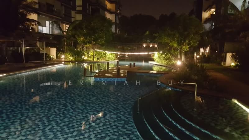 Hedges Park Condominium, 87 Flora Drive, 3 Bedrooms, 1,001 sqft, Condominium For Sale, by Jeremiah Buy, 500232905 - Pool - PropertyGuru.com.sg