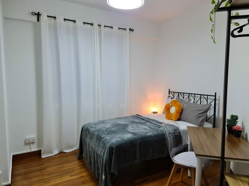 Simei Green Condominium, 1 Simei Street 4, 6 Bedrooms, 1,249 sqft, Condominium For Sale, by S. Pramchand, 500232909 - Bedroom - PropertyGuru.com.sg