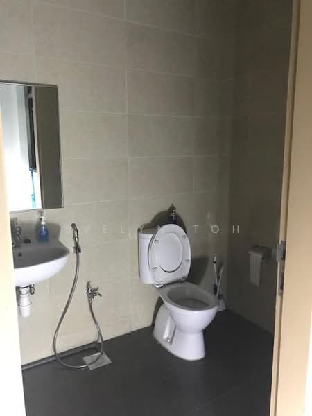 Woodlands Bizhub, 242 Woodlands Industrial Park E5, 936 sqft, Light Industrial (B1) For Rent, by Evelyn Toh, 500232917 - CommercialGuru.com.sg