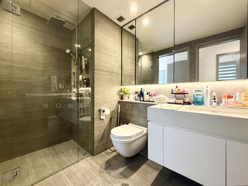 The Garden Residences, 1 Serangoon North View, 2 Bedrooms, 614 sqft, Condominium For Sale, by Wong Boon Keng, 500232928 - Bathroom - PropertyGuru.com.sg