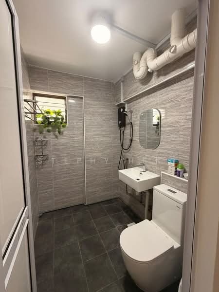 550 Hougang Street 51, 550 Hougang Street 51, Room Rental, 170 sqft, HDB Flat For Rent, by Stephy Heng, 500232938 - Master Bathroom - PropertyGuru.com.sg