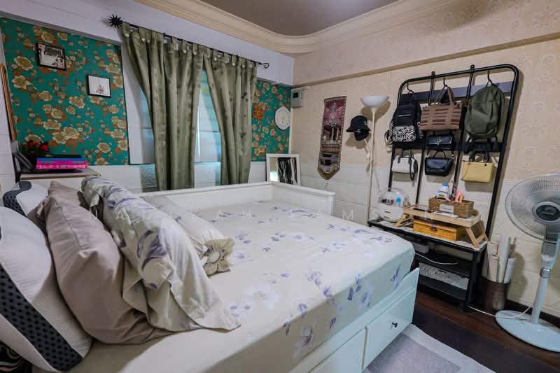 22 Marsiling Drive, 22 Marsiling Drive, 2 Bedrooms, 721 sqft, HDB Flat For Sale, by Nadiyah Kamsani, 500232952 - Common Bedroom - PropertyGuru.com.sg