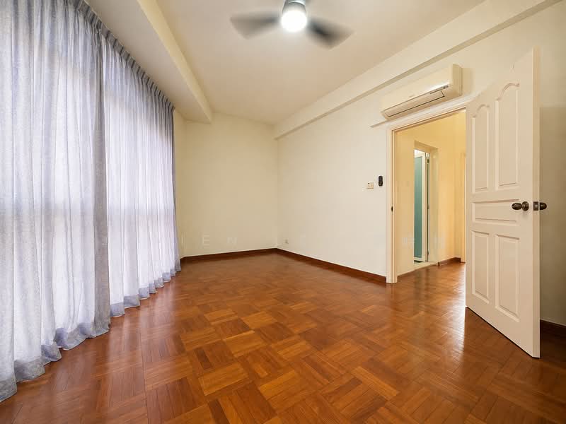 Alwyn Park, , 4 Bedrooms, 2,800 sqft, Terraced House For Sale, by Javien Lee 李峙樑, 500232955 - L3 - Bedroom - PropertyGuru.com.sg