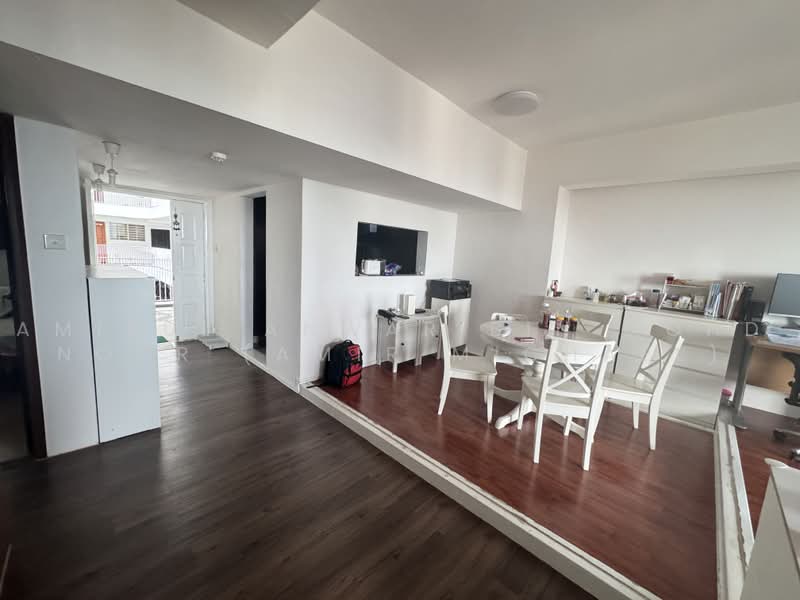 International Plaza, 10 Anson Road, 2 Bedrooms, 1,003 sqft, Apartment For Rent, by AMIRUL ANWAR BIN MOHD NOOR (AMIR MICHAEL), 500232956 - Living Room - PropertyGuru.com.sg