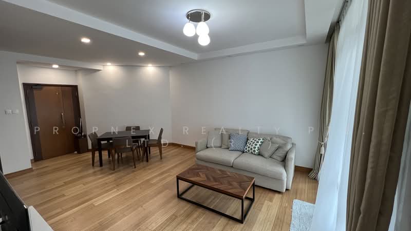 Robertson 100, 100 Robertson Quay, 2 Bedrooms, 883 sqft, Apartment For Rent, by RYAN CHEN ZIHAO, 500232962 - Living Room - PropertyGuru.com.sg