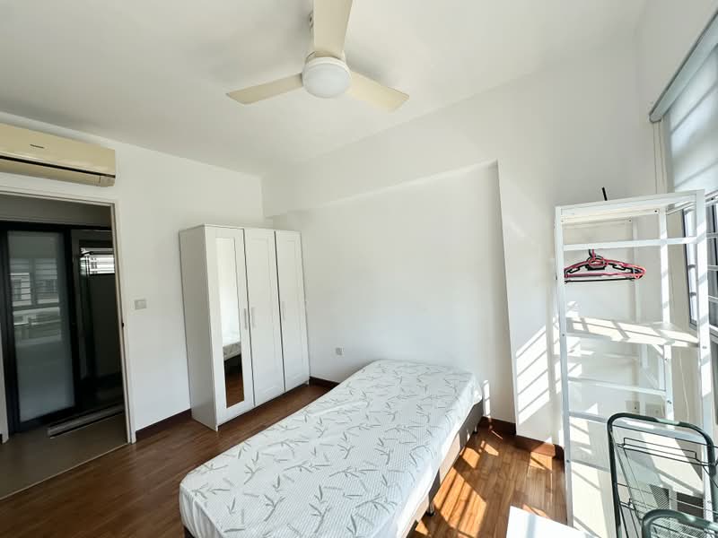271A Punggol Walk, 271A Punggol Walk, Room Rental, 150 sqft, HDB Flat For Rent, by Er Lin, 500232977 - Bedroom - PropertyGuru.com.sg