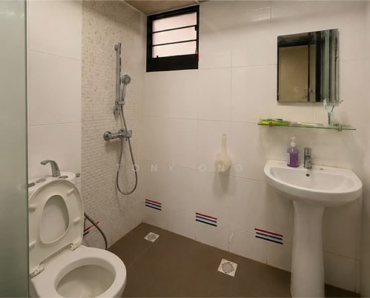 991A Buangkok Link, 991A Buangkok Link, 2 Bedrooms, 731 sqft, HDB Flat For Sale, by Tony Ong, 500232981 - PropertyGuru.com.sg