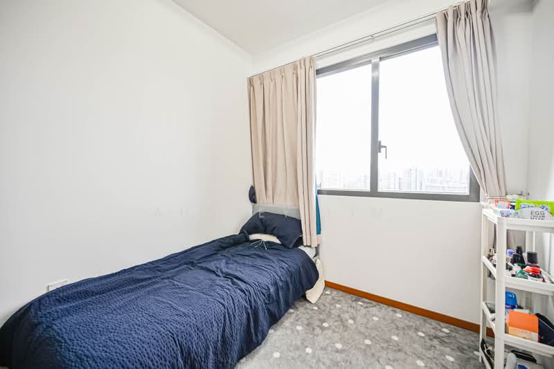 Stirling Residences, 21 Stirling Road, Alexandra / Commonwealth, 2 Bedrooms, 635 sqft, Condominium For Sale, by Audrey Lim, 500232984 - Bedroom 2 - PropertyGuru.com.sg