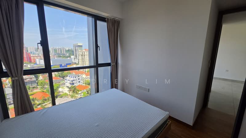 Stirling Residences, 21 Stirling Road, Alexandra / Commonwealth, 2 Bedrooms, 635 sqft, Condominium For Sale, by Audrey Lim, 500232984 - Bedroom 1 - PropertyGuru.com.sg