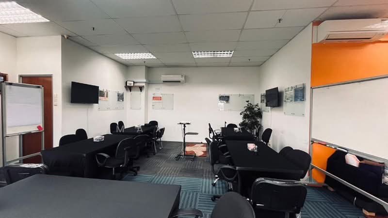 Bizlink Centre, 59 Ubi Avenue 1, 770 sqft, Light Industrial (B1) For Sale, by Maxie Tay, 500232986 - CommercialGuru.com.sg