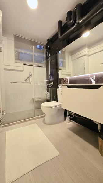 360A Admiralty Drive, 360A Admiralty Drive, 3 Bedrooms, 1,011 sqft, HDB Flat For Sale, by Quek Pei Lin, 500232993 - Bathroom - PropertyGuru.com.sg