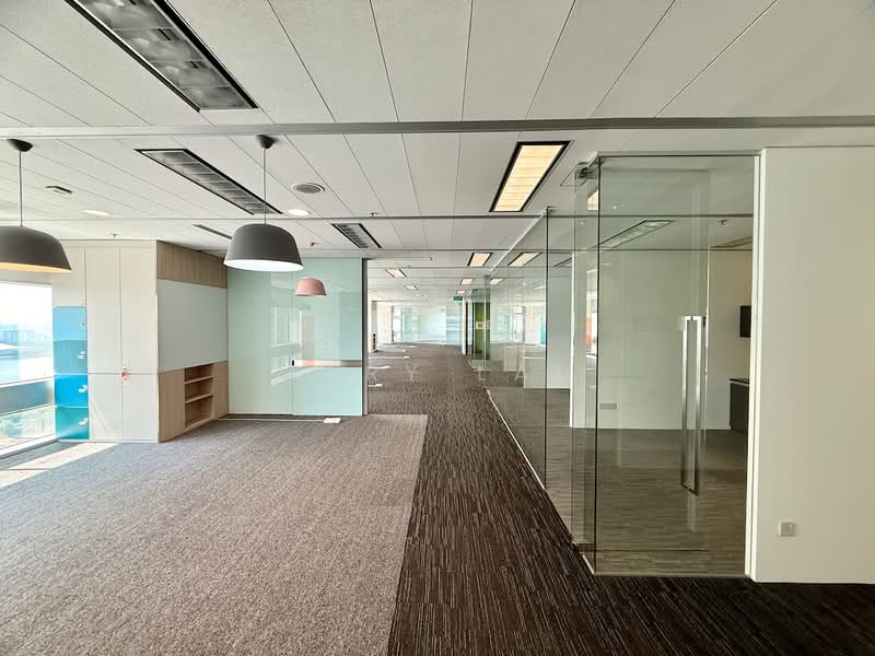 Gateway West, 150 Beach Road, 11,644 sqft, Office For Rent, by Mary Lau, 500232996 - Interior - CommercialGuru.com.sg