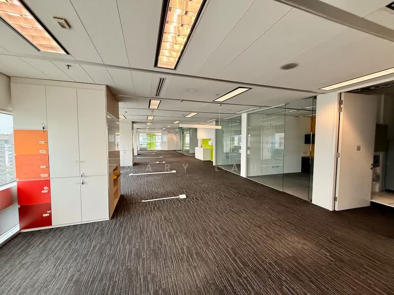 Gateway West, 150 Beach Road, 11,644 sqft, Office For Rent, by Mary Lau, 500232996 - Interior - CommercialGuru.com.sg
