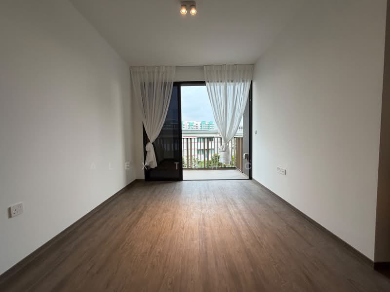 Norwood Grand, 6 Champions Way, 4 Bedrooms, 1,335 sqft, Condominium For Sale, by Alex Toh C W, 500232998 - Balcony - PropertyGuru.com.sg