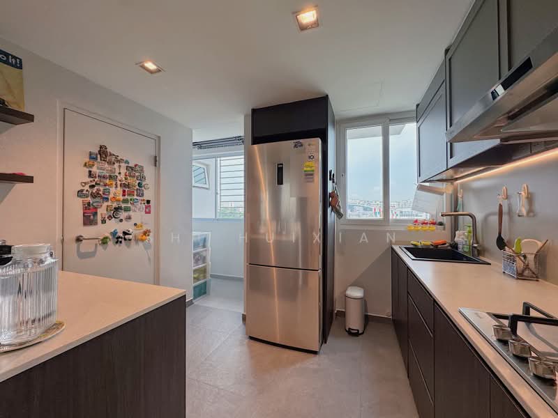 The Warren, 37 Choa Chu Kang Loop, 3 Bedrooms, 1,238 sqft, Apartment For Sale, by Shi Huixian, 500233000 - Kitchen - PropertyGuru.com.sg