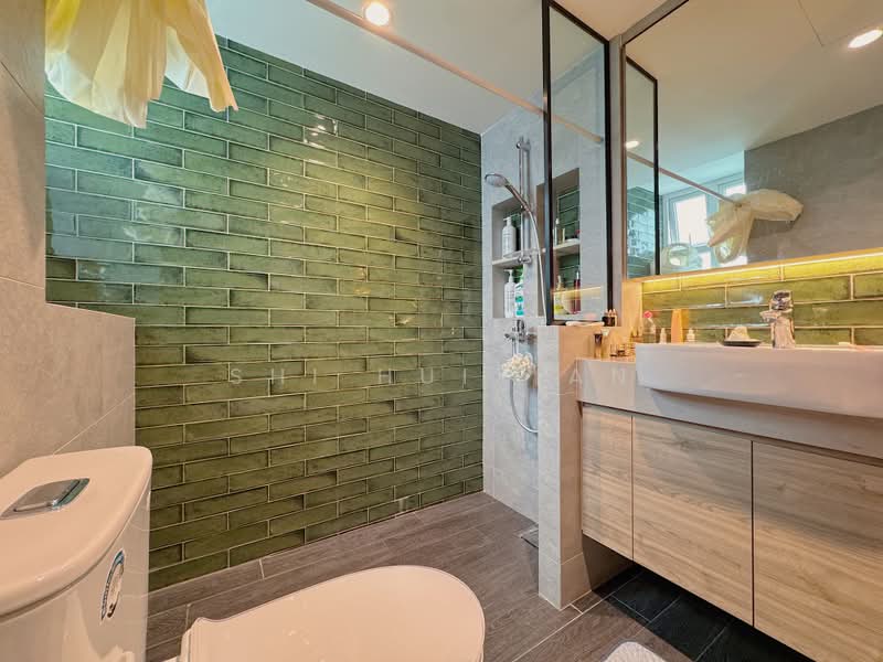 The Warren, 37 Choa Chu Kang Loop, 3 Bedrooms, 1,238 sqft, Apartment For Sale, by Shi Huixian, 500233000 - Bathroom - PropertyGuru.com.sg
