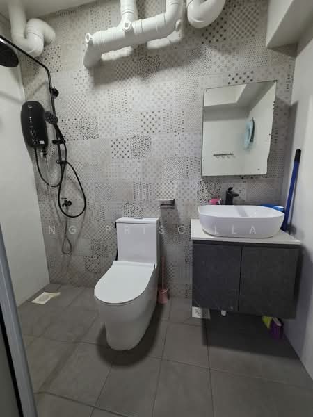 300 Canberra Road, 300 Canberra Road, Room Rental, 130 sqft, HDB Flat For Rent, by Ng Priscilla, 500233011 - Bathroom - PropertyGuru.com.sg
