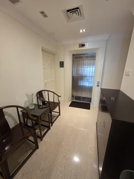 Holt Residences, 5 Holt Road, 4 Bedrooms, 2,100 sqft, Condominium For Rent, by Katherine Tan, 500233017 - Private lobby - PropertyGuru.com.sg