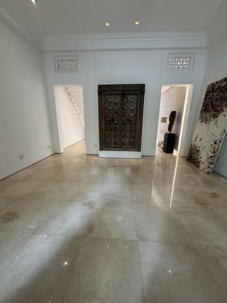 Beautiful Rare Conservation House along Cairnhill Road, Cairnhill, Emerald, Orchard, Orchard / River Valley, 4 Bedrooms, 6,500 sqft, Conservation House For Rent, by Jackie Tan 陳筱薇, 500233024 - Formal Living - PropertyGuru.com.sg