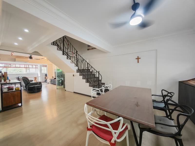 151 Tampines Street 12, 151 Tampines Street 12, 4 Bedrooms, 1,614 sqft, HDB Flat For Sale, by Joyce Yeo 杨惠婷, 500233048 - Living Room - PropertyGuru.com.sg