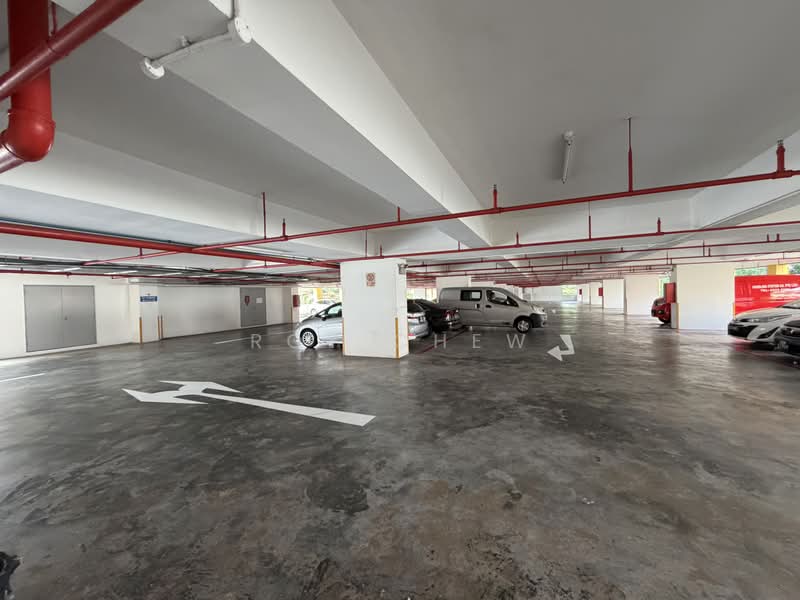Henderson Building, 221 Henderson Road, 2,453 sqft, Light Industrial (B1) For Sale, by Roy Chew, 500233050 - Car Park - CommercialGuru.com.sg