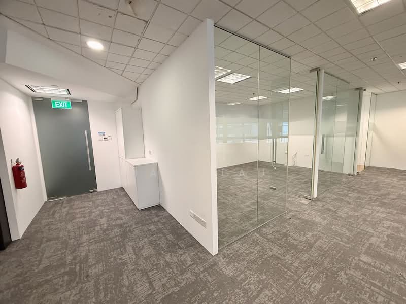 The Concourse, 300 Beach Road, 6,598 sqft, Office For Rent, by Mary Lau, 500233051 - Interior - CommercialGuru.com.sg