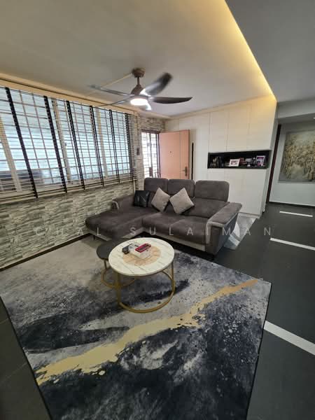 141 Bedok Reservoir Road, 141 Bedok Reservoir Road, Bedok / Upper East Coast, 3 Bedrooms, 904 sqft, HDB Flat For Sale, by Chal Sulaiman, 500233056 - Living Room - PropertyGuru.com.sg
